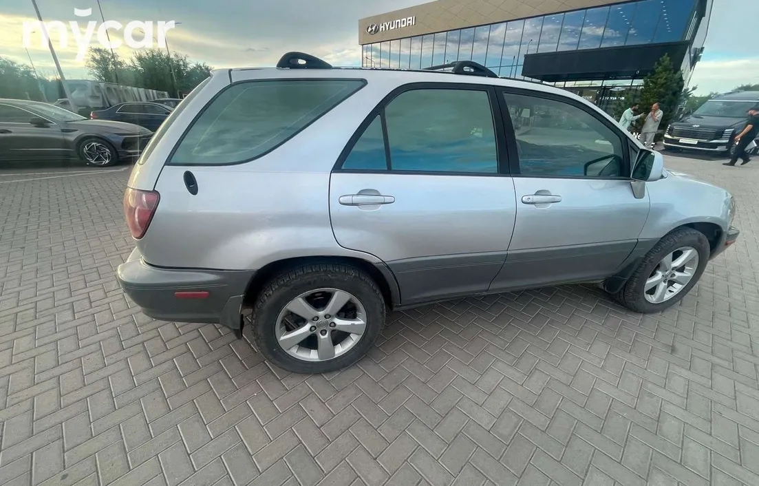 Lexus RX 1999