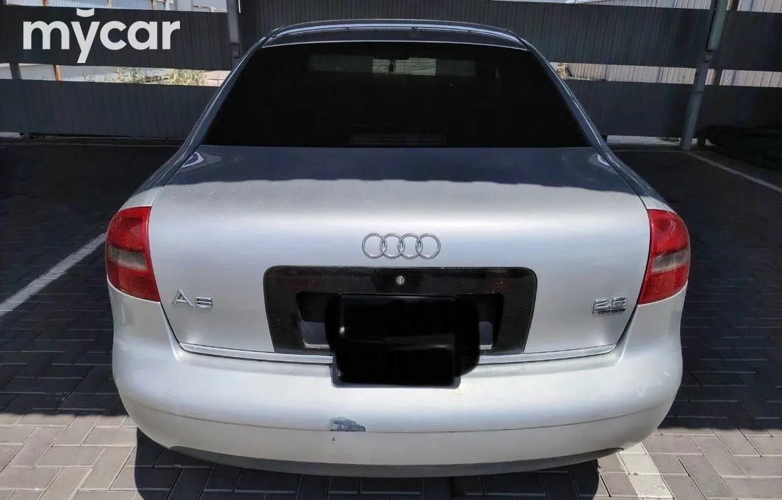 Audi A6 2000