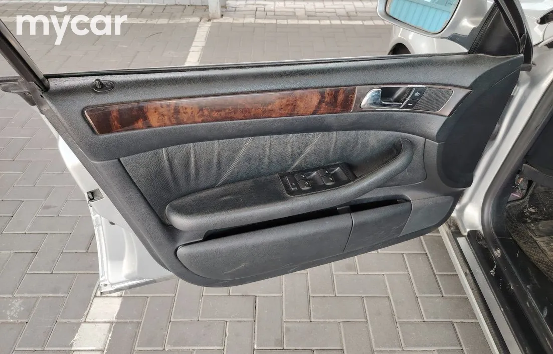 Audi A6 2000