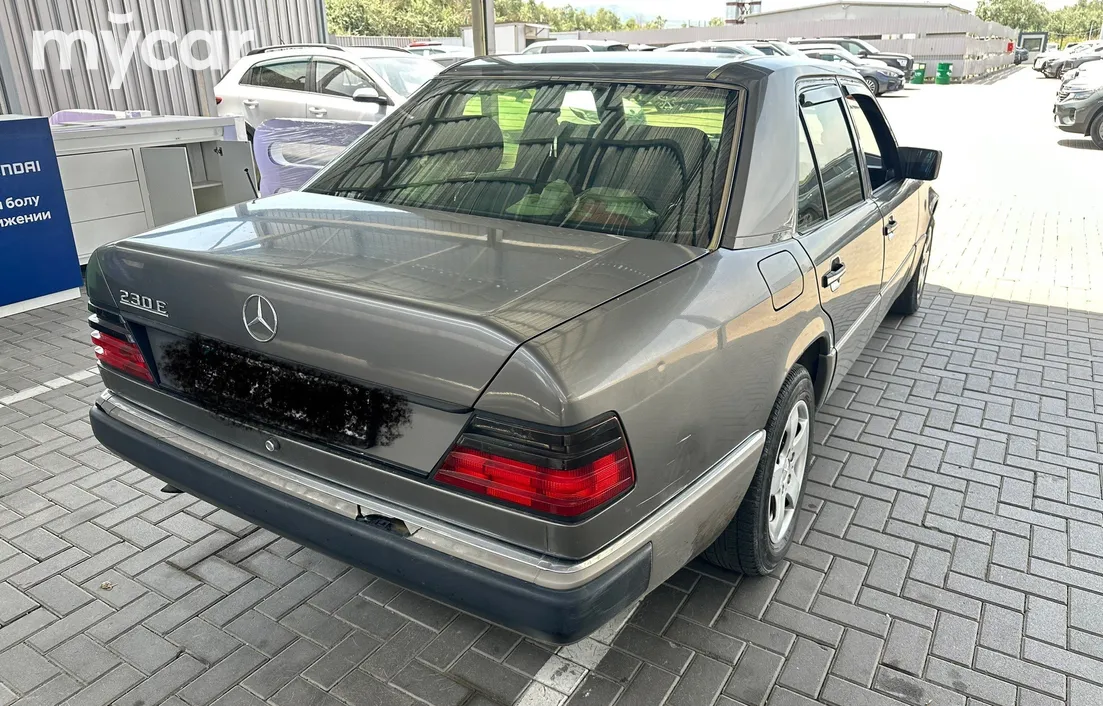 Mercedes-Benz E-Класс 1991