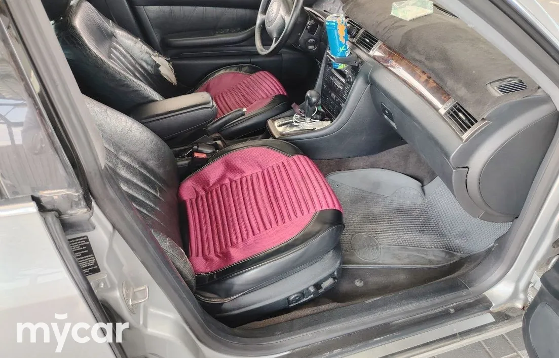 Audi A6 2000