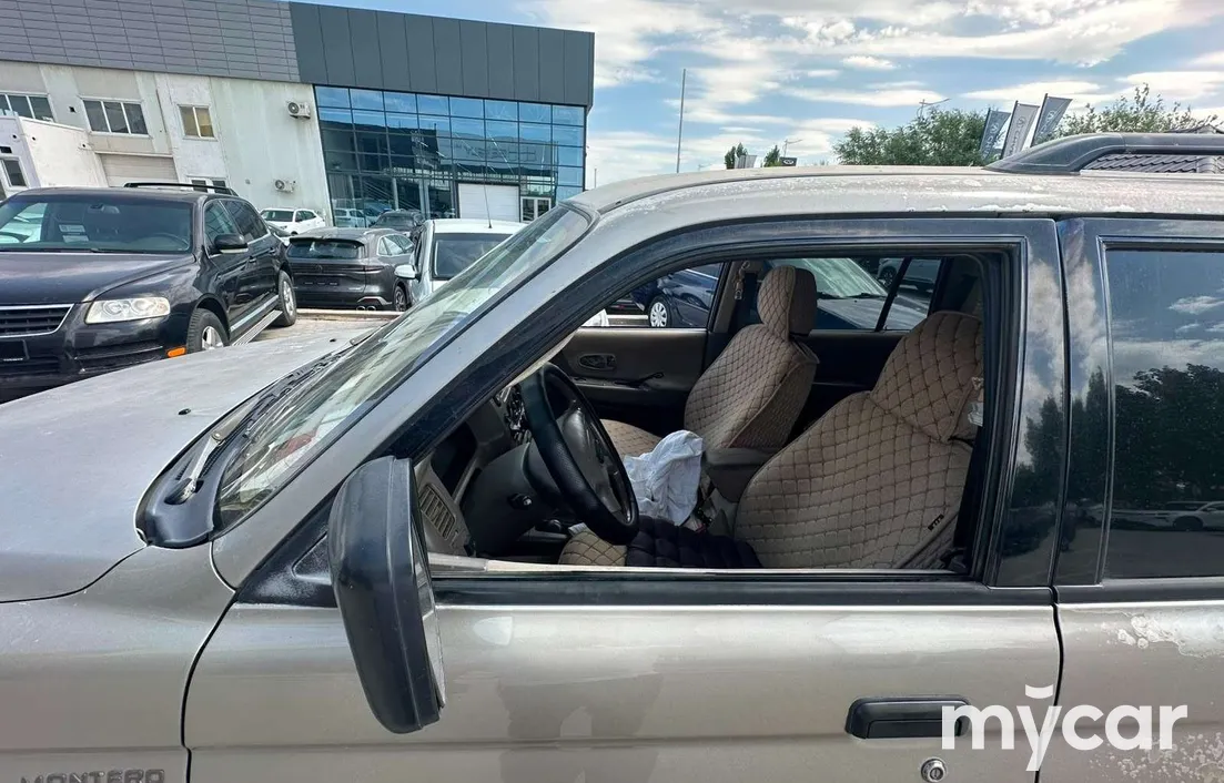 Mitsubishi Montero Sport 2002