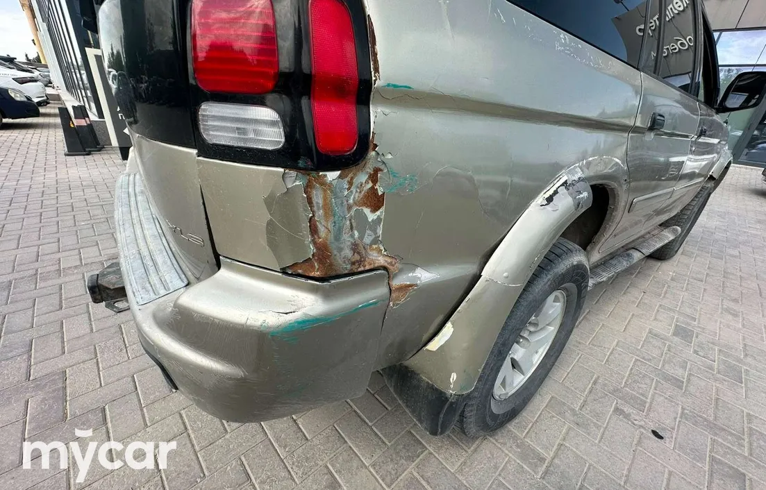 Mitsubishi Montero Sport 2002