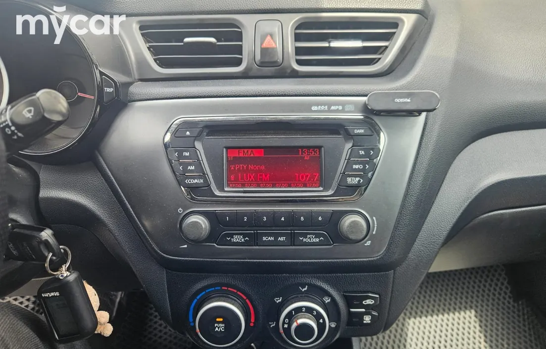 Kia Rio 2013