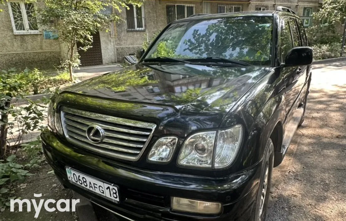 Lexus LX 2004