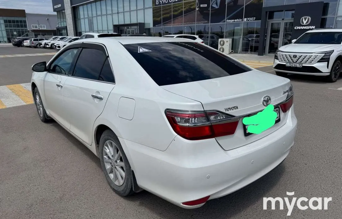 Toyota Camry 2015