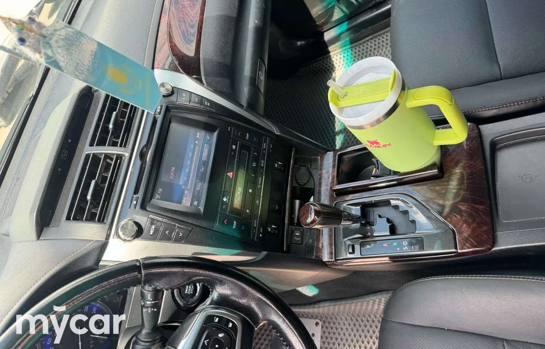 Toyota Camry 2015