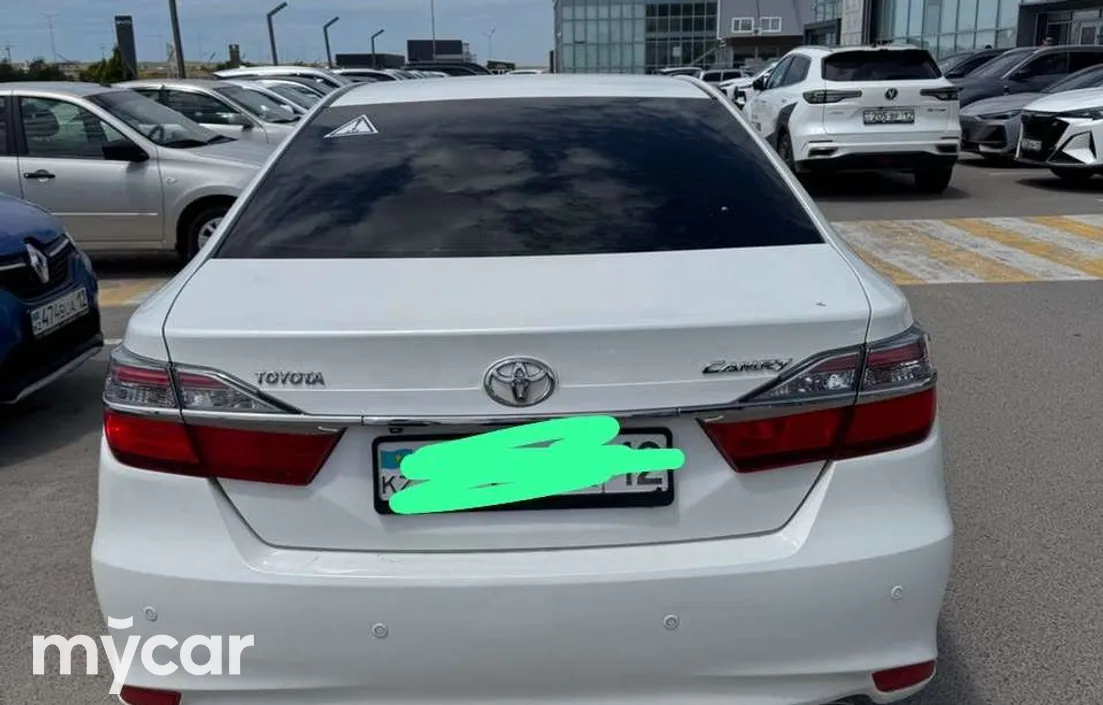 Toyota Camry 2015