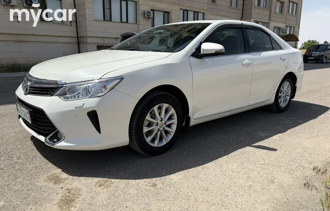 Toyota Camry 2015