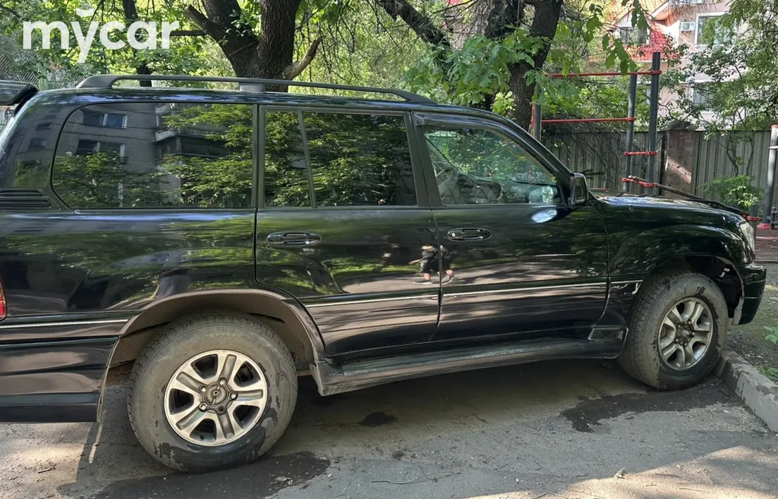 Lexus LX 2004