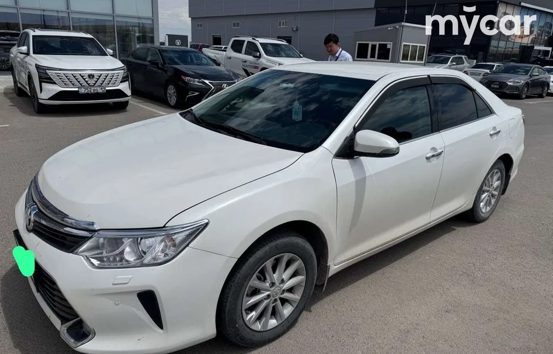 Toyota Camry 2015
