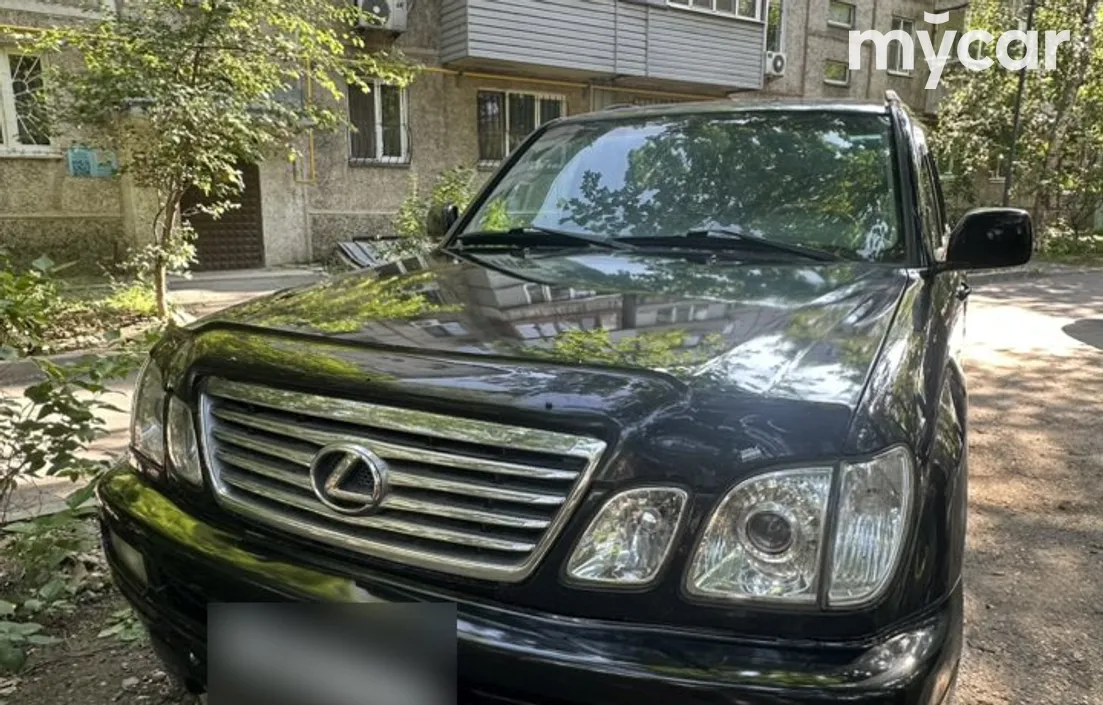 Lexus LX 2004