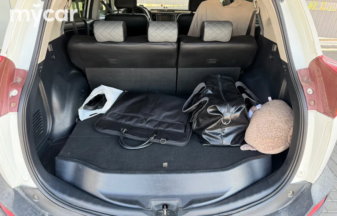 Toyota RAV4 2013