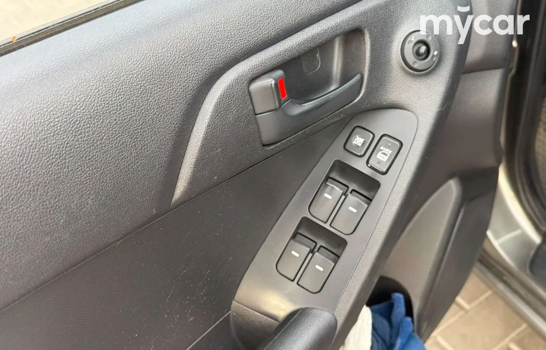 Kia Cerato 2012