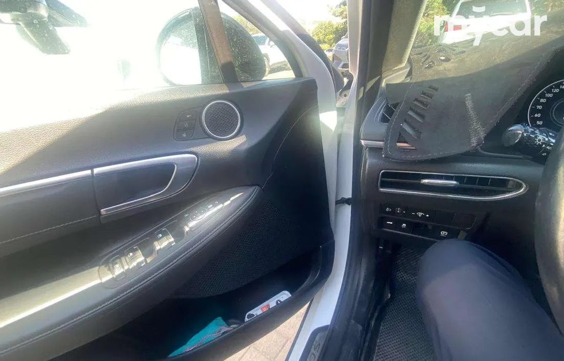 Hyundai Sonata 2021