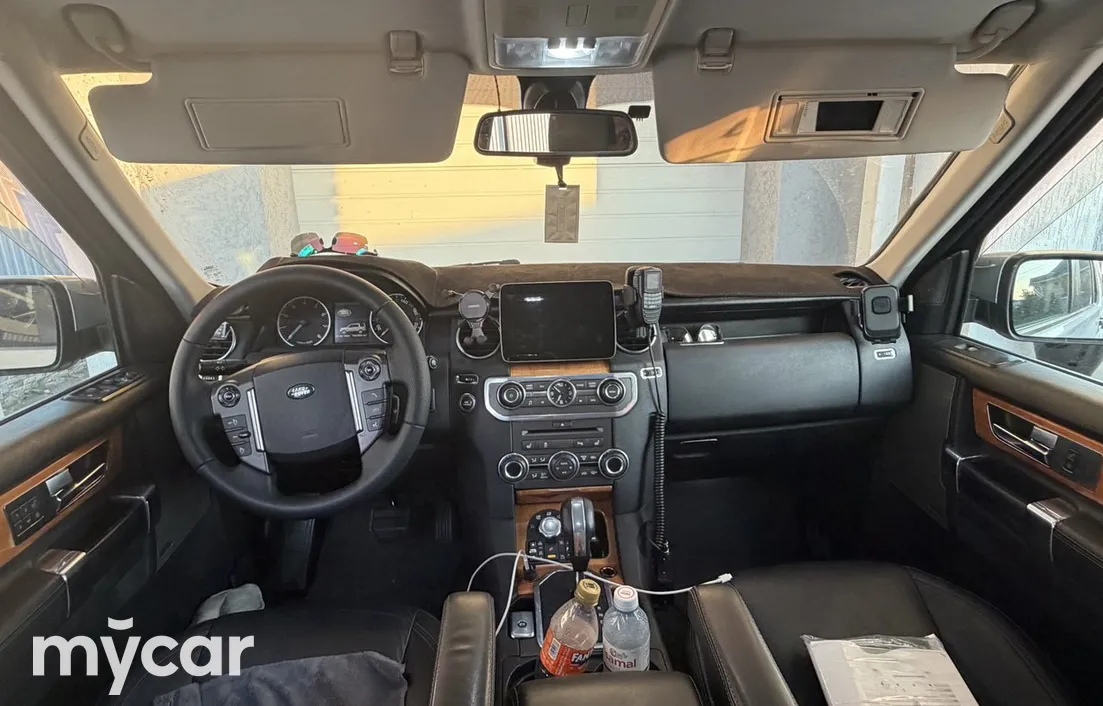 Land Rover Discovery 2011