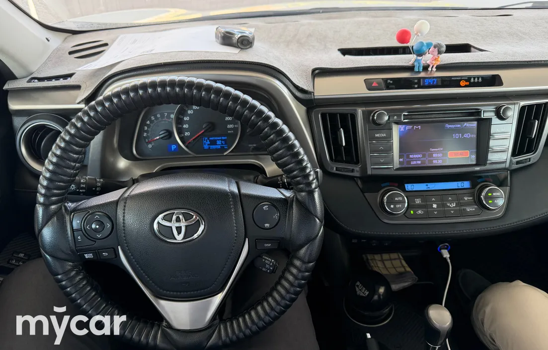 Toyota RAV4 2013