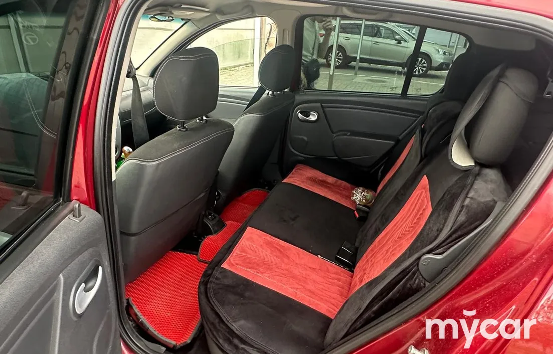 Renault Sandero 2014