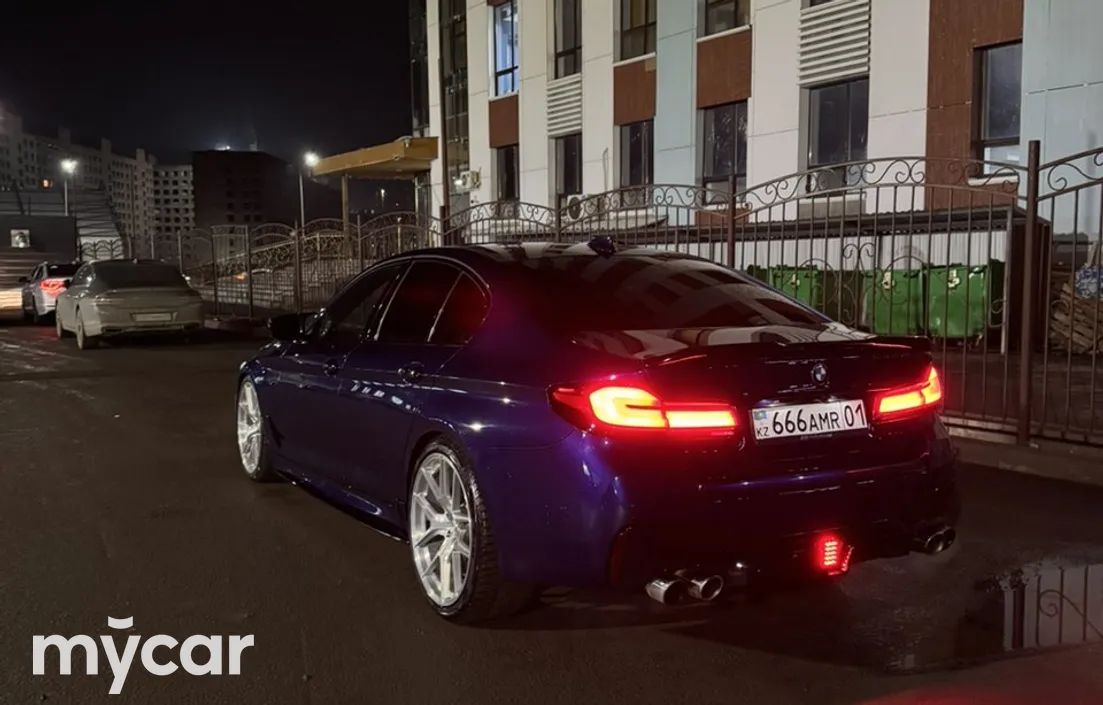 BMW 5 серия 2017