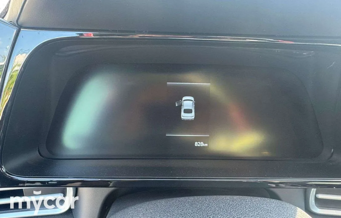 Hyundai Elantra 2025