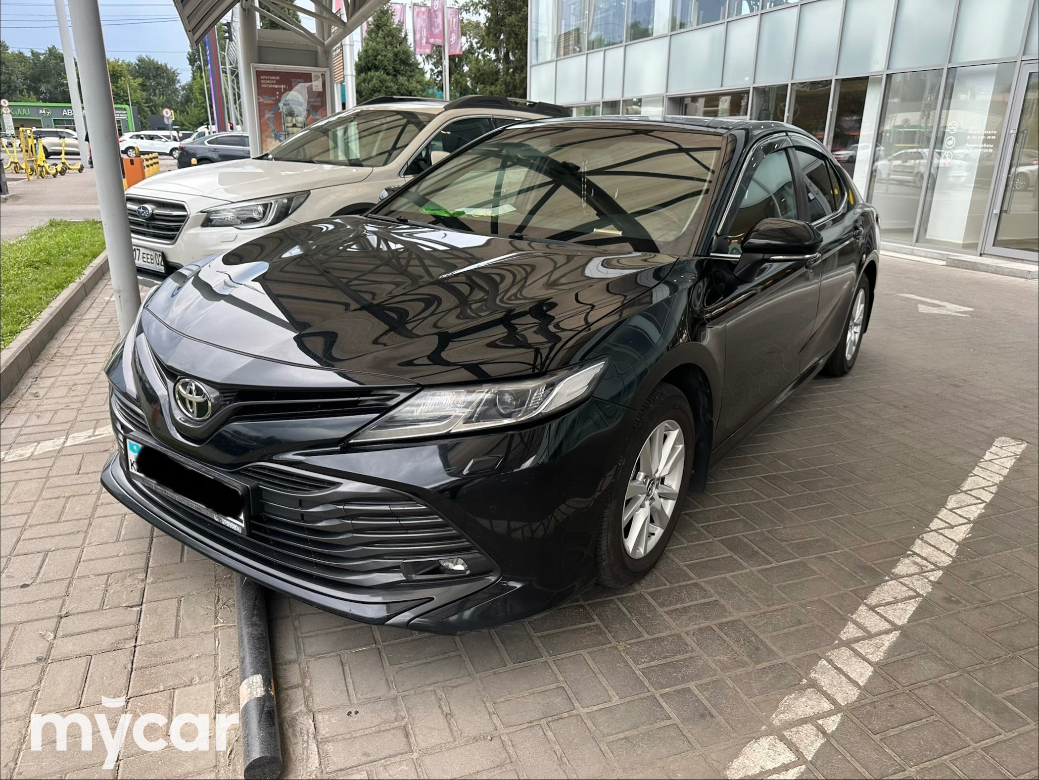 Toyota Camry 2019