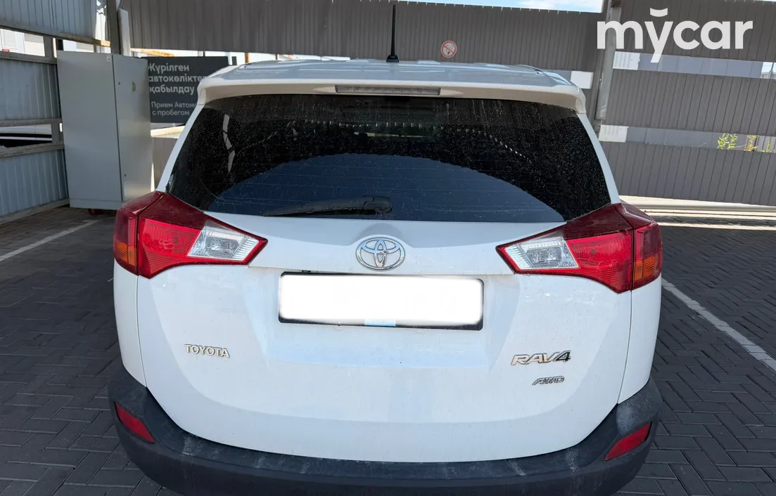 Toyota RAV4 2013