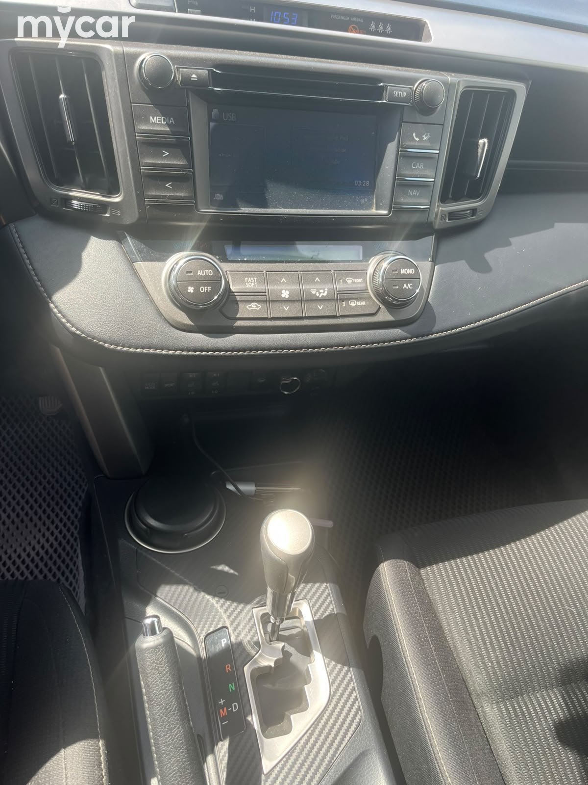 Toyota RAV4 2015