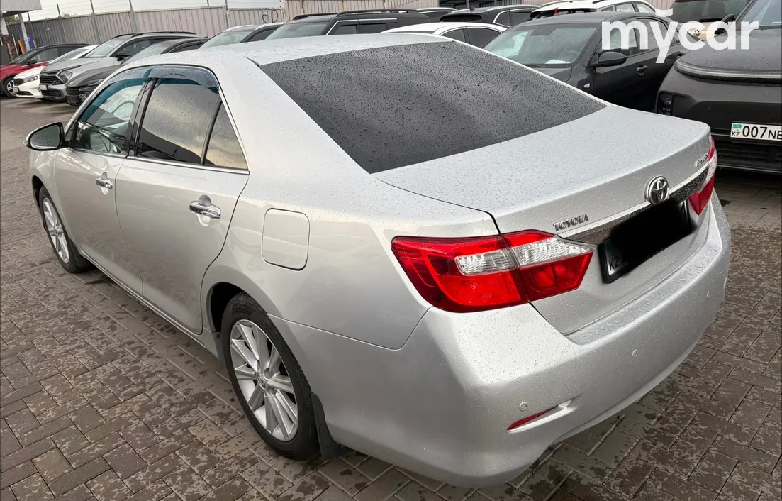 Toyota Camry 2012