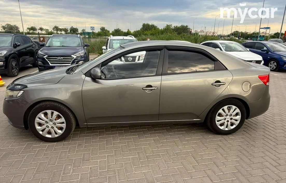 Kia Cerato 2012