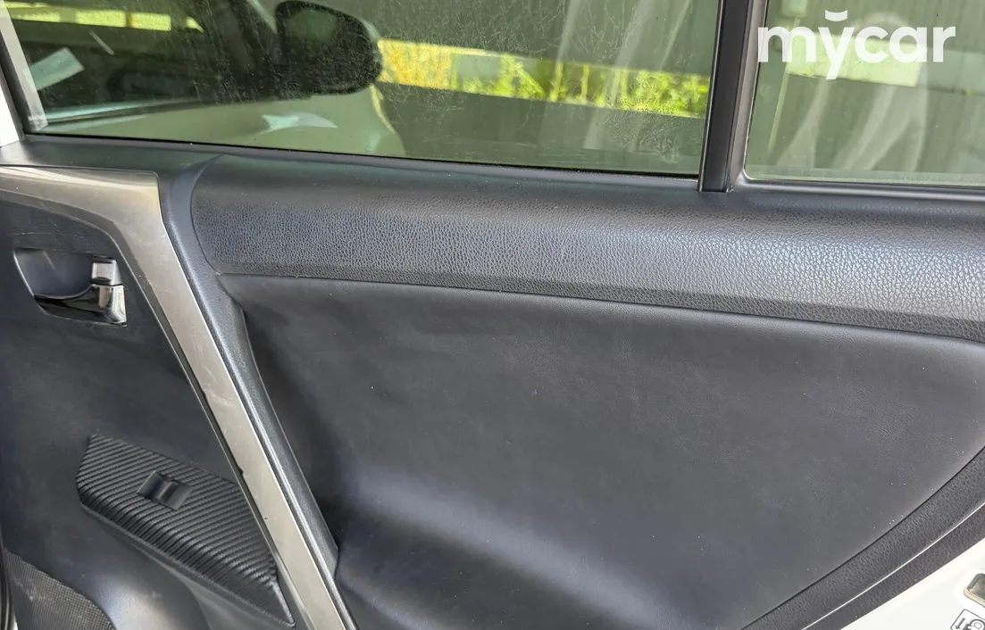 Toyota RAV4 2013