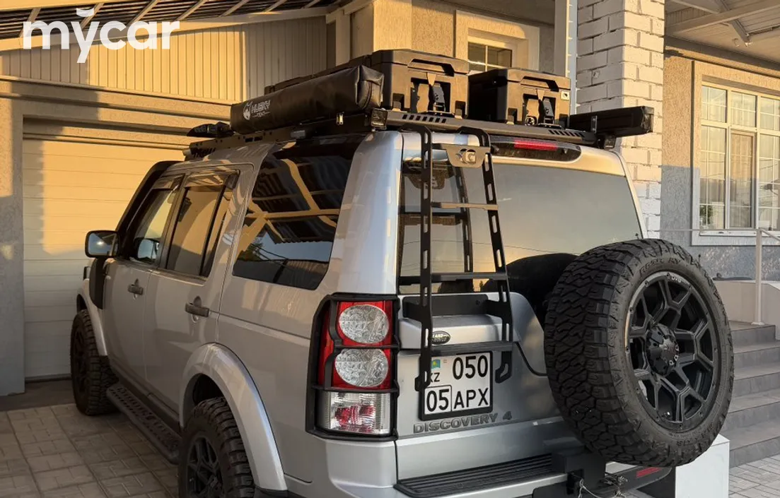 Land Rover Discovery 2011