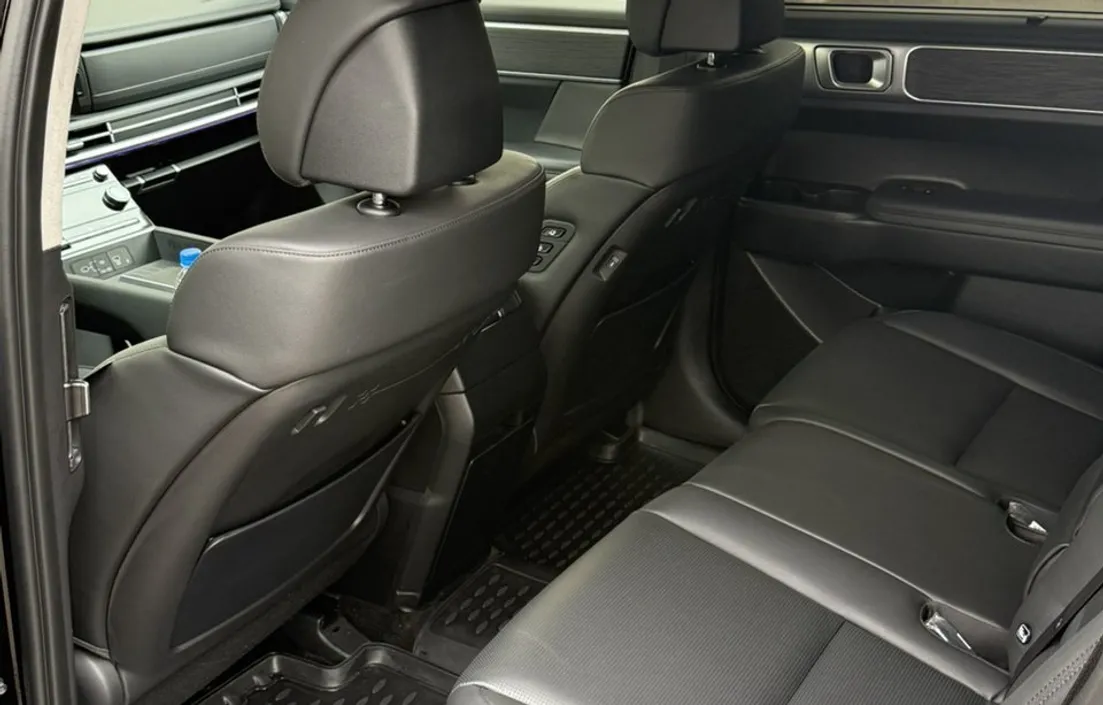 Hyundai Santa Fe 2025