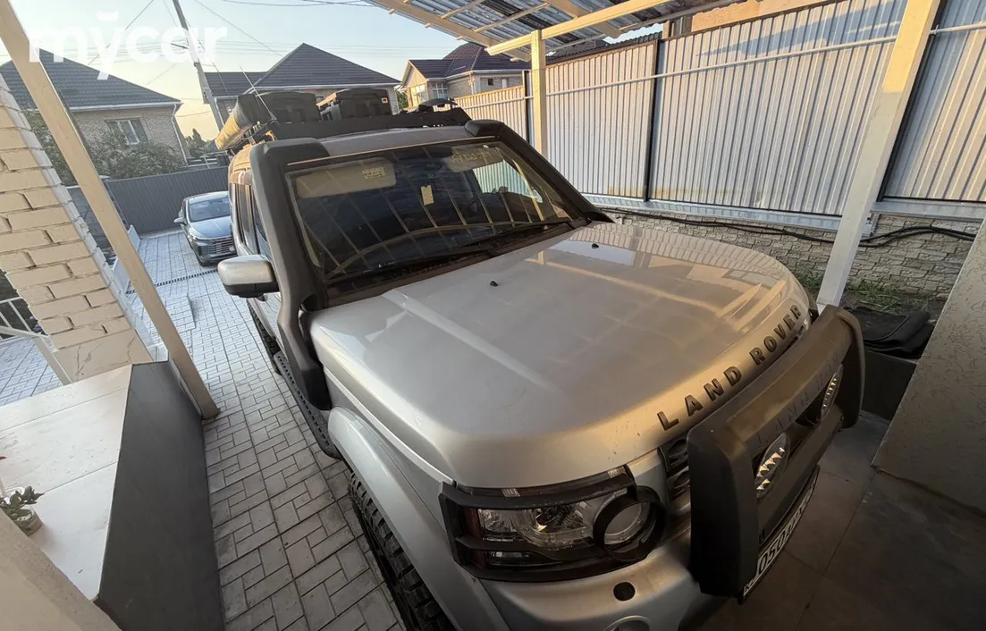 Land Rover Discovery 2011