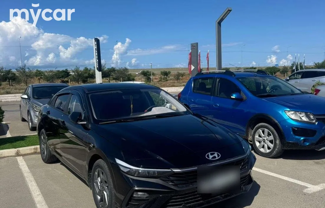 Hyundai Elantra 2025