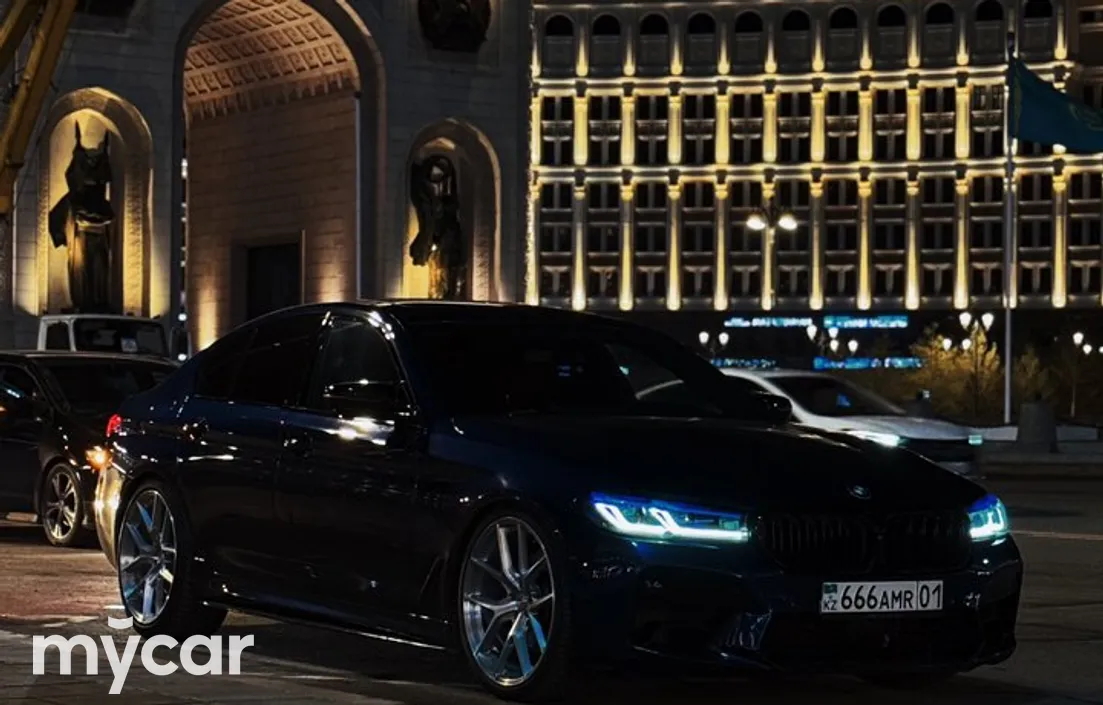 BMW 5 серия 2017