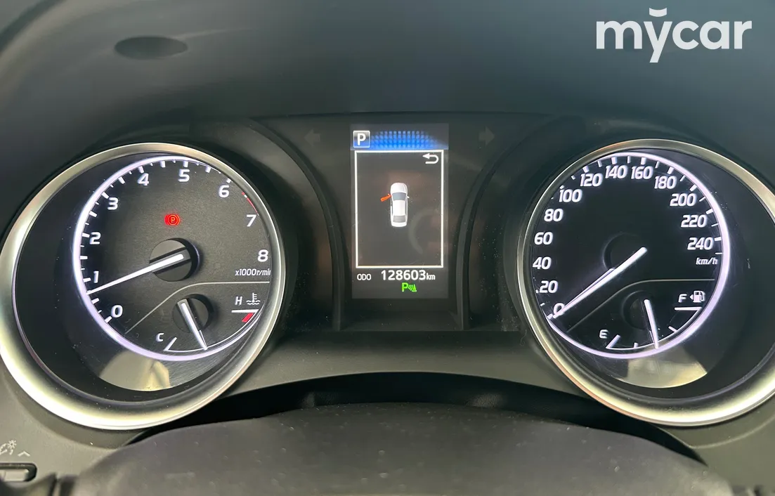 Toyota Camry 2019