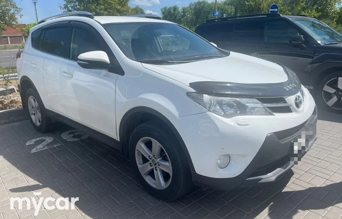 Toyota RAV4 2015