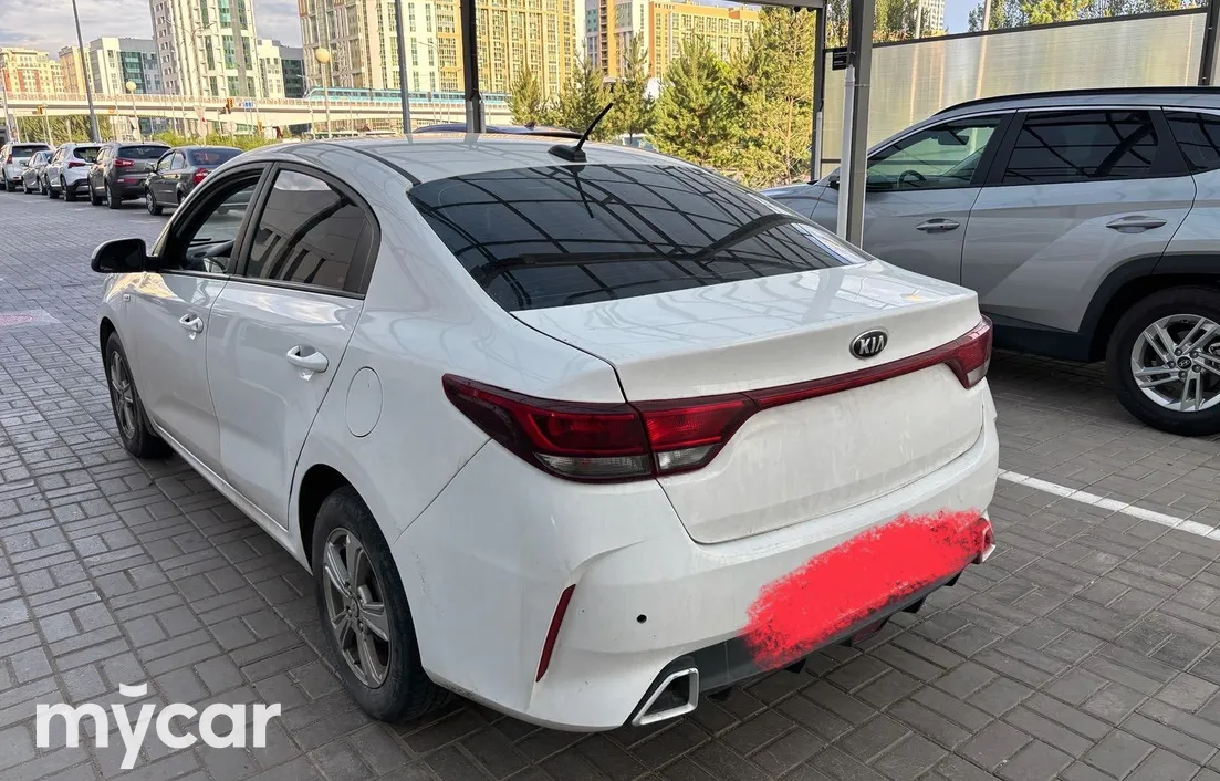 Kia Rio 2021