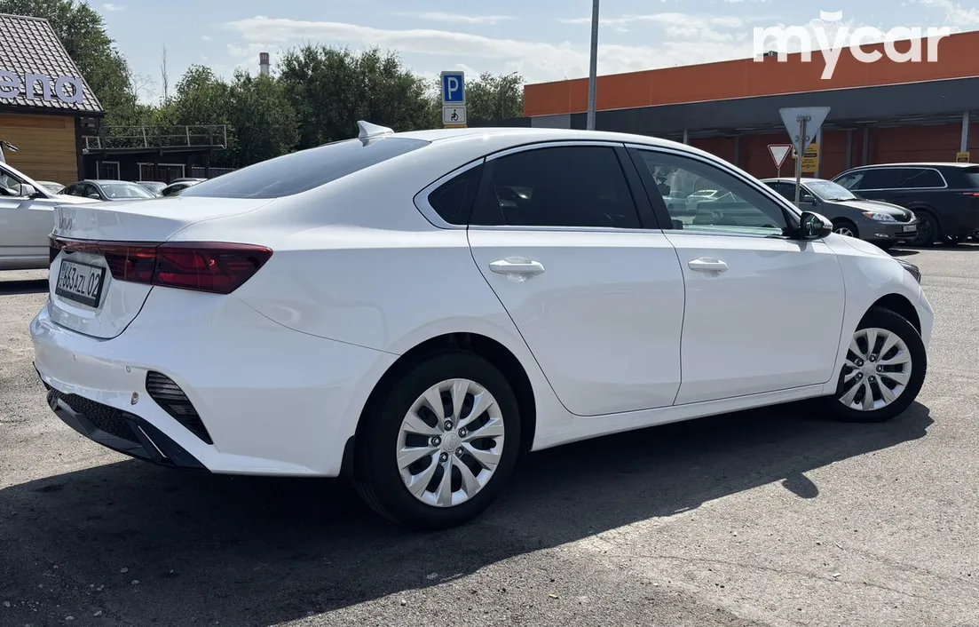 Kia Cerato 2024