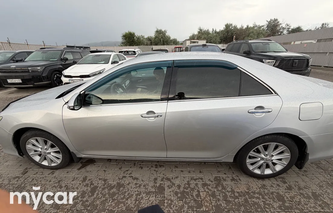 Toyota Camry 2012