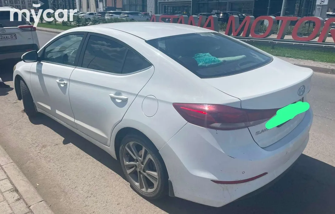 Hyundai Elantra 2018