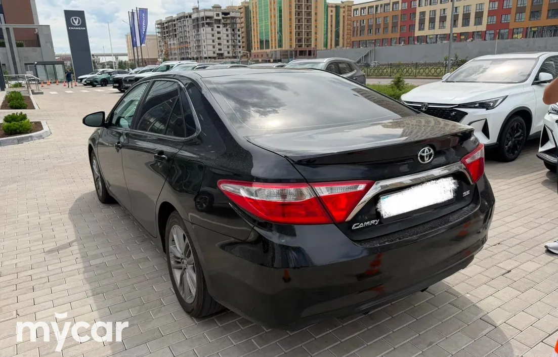 Toyota Camry 2015