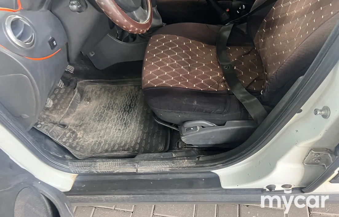 LADA Largus 2014