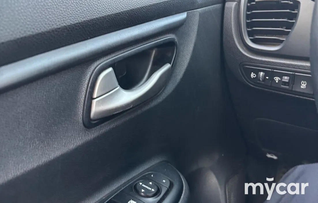 Kia Rio 2021