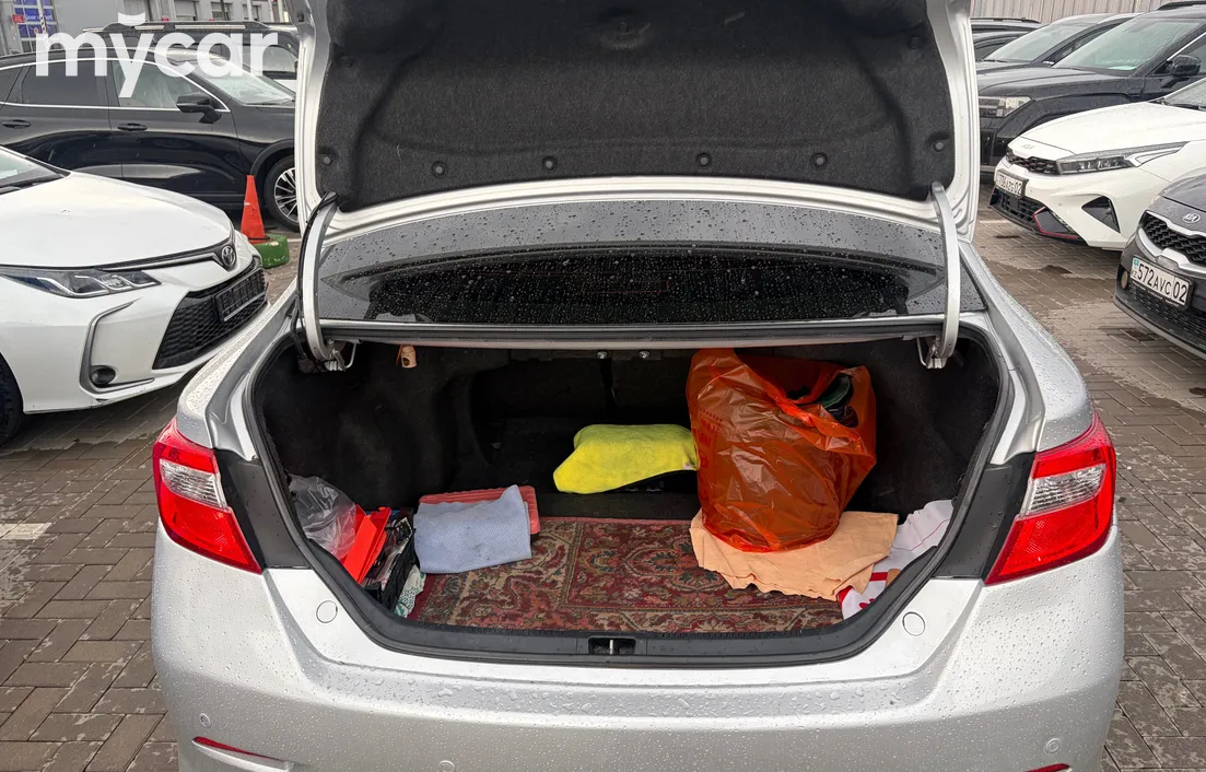 Toyota Camry 2012