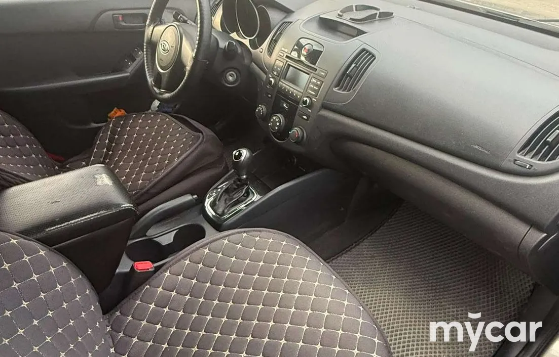 Kia Cerato 2012