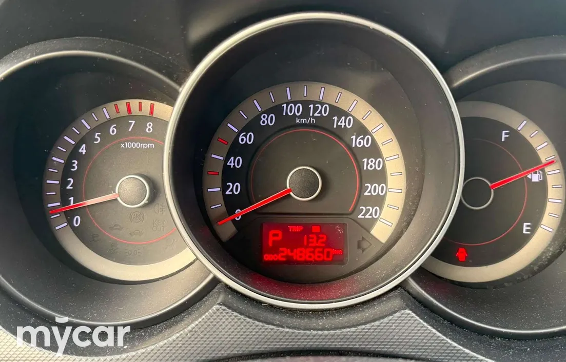 Kia Cerato 2012