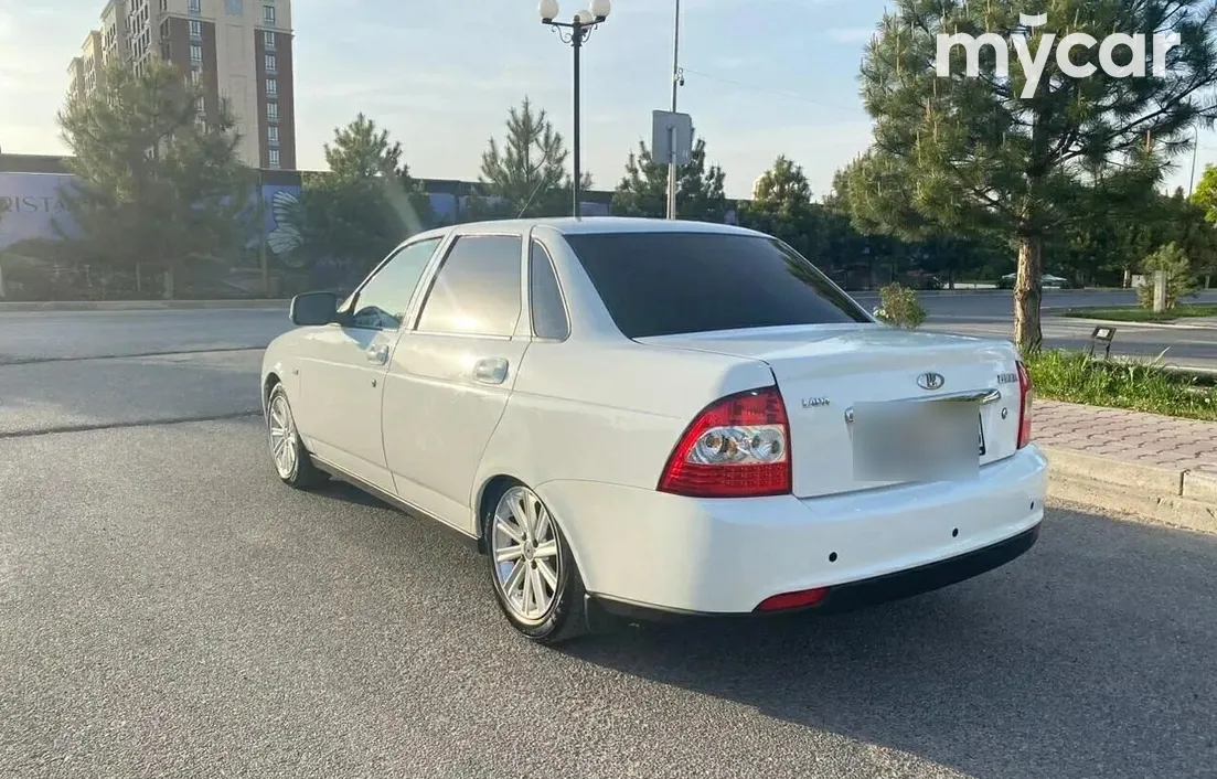 LADA Priora 2014