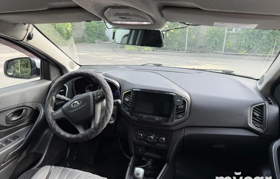 LADA XRAY 2017
