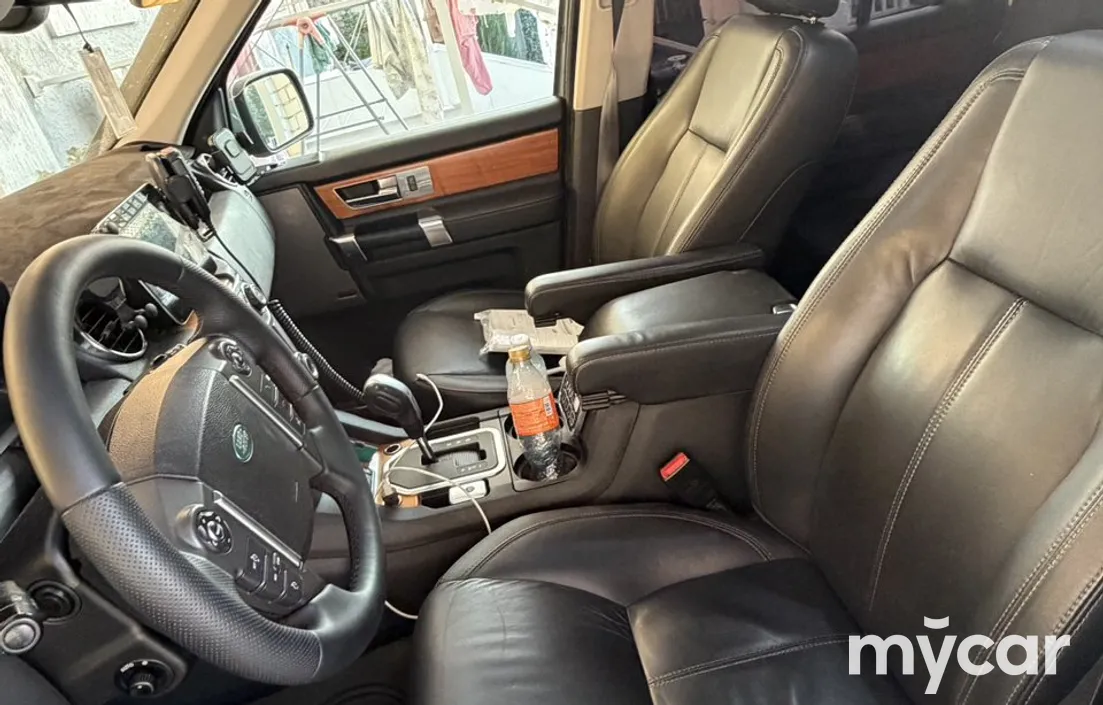 Land Rover Discovery 2011